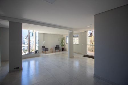 Apartamento à venda com 52m², 2 quartos e 1 vaga Apartamento à venda com 52m², 2 quartos e 1 vagaHall de entrada