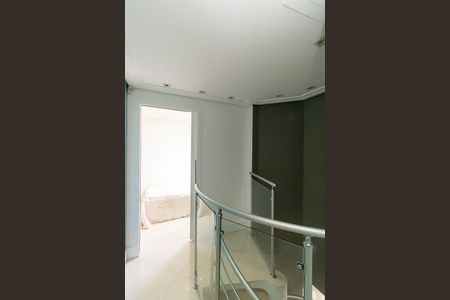 Apartamento à venda com 115m², 3 quartos e 2 vagas Apartamento à venda com 115m², 3 quartos e 2 vagasCorredor