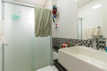 Apartamento à venda com 115m², 3 quartos e 2 vagas Apartamento à venda com 115m², 3 quartos e 2 vagasBanheiro 2