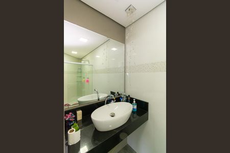 Apartamento à venda com 115m², 3 quartos e 2 vagas Apartamento à venda com 115m², 3 quartos e 2 vagasBanheiro
