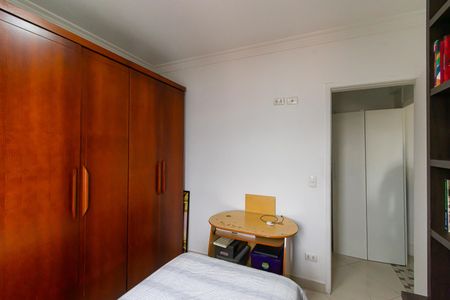 Apartamento à venda com 115m², 3 quartos e 2 vagas Apartamento à venda com 115m², 3 quartos e 2 vagasQuarto 1