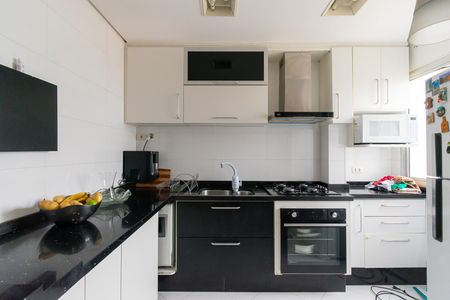 Apartamento à venda com 115m², 3 quartos e 2 vagas Apartamento à venda com 115m², 3 quartos e 2 vagasCozinha