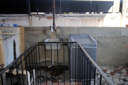 Casa à venda com 180m², 3 quartos e sem vagaÁrea de Serviço