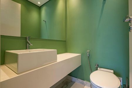 Lavabo de apartamento para alugar com 1 quarto, 57m² em Pinheiros, São Paulo