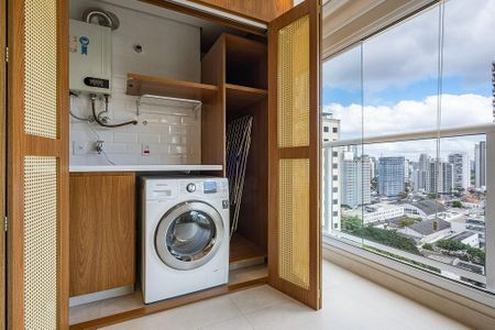 Varanda de apartamento para alugar com 1 quarto, 57m² em Pinheiros, São Paulo