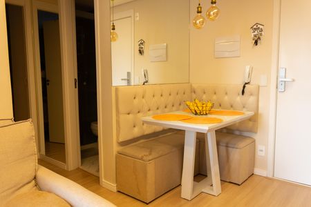 Apartamento para alugar com 37m², 2 quartos e sem vaga Apartamento para alugar com 37m², 2 quartos e sem vagaDetalhe Sala