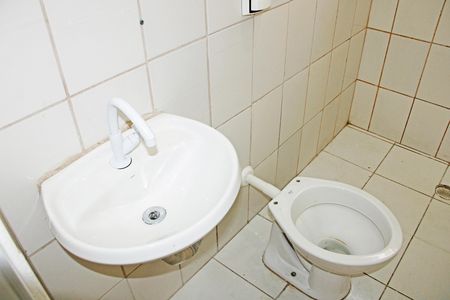 Banheiro da suíte de casa para alugar com 1 quarto, 32m² em Capela, Vinhedo