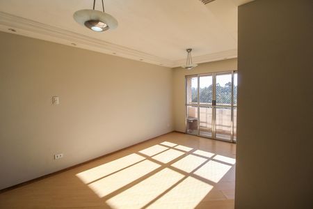 Sala de apartamento para alugar com 3 quartos, 65m² em Jardim Jaqueline, São Paulo