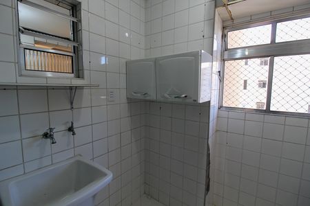 Área de Serviço de apartamento para alugar com 3 quartos, 65m² em Jardim Jaqueline, São Paulo