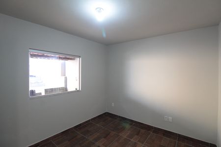 Quarto 1 de casa para alugar com 2 quartos, 72m² em Céu Azul, Belo Horizonte