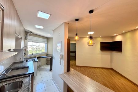 Cozinha  de apartamento para alugar com 2 quartos, 56m² em Chácara Cruzeiro do Sul, São Paulo