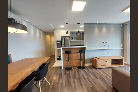 Apartamento à venda com 67m², 2 quartos e 1 vagaSala