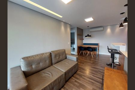 Apartamento à venda com 67m², 2 quartos e 1 vagaSala