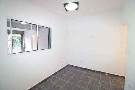 Casa para alugar com 70m², 2 quartos e 1 vagasala