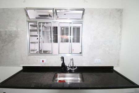 Casa para alugar com 70m², 2 quartos e 1 vagacozinha