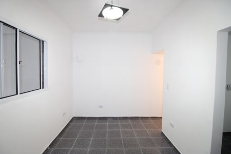 sala de casa para alugar com 2 quartos, 70m² em Conjunto Habitacional Aguia de Haia, São Paulo