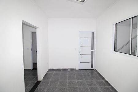 sala de casa para alugar com 2 quartos, 70m² em Conjunto Habitacional Aguia de Haia, São Paulo
