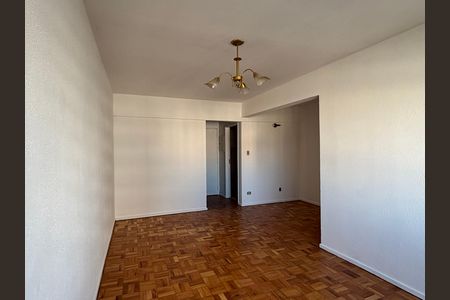Apartamento à venda com 79m², 2 quartos e sem vaga Apartamento à venda com 79m², 2 quartos e sem vagaSala