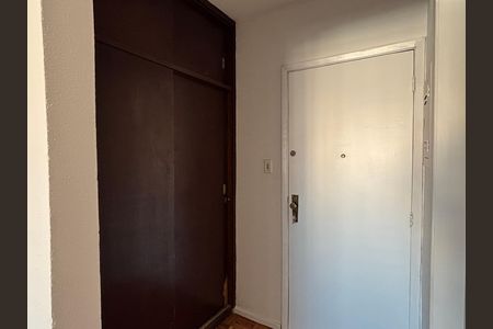 Apartamento à venda com 79m², 2 quartos e sem vaga Apartamento à venda com 79m², 2 quartos e sem vagaEntrada