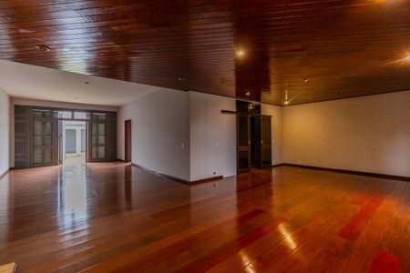 Sala de casa à venda com 3 quartos, 220m² em Partenon, Porto Alegre