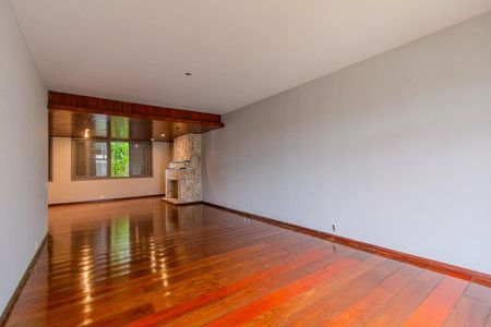 Sala de casa à venda com 3 quartos, 220m² em Partenon, Porto Alegre