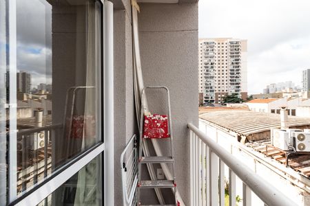 Apartamento para alugar com 41m², 2 quartos e sem vaga Apartamento para alugar com 41m², 2 quartos e sem vagaVaranda