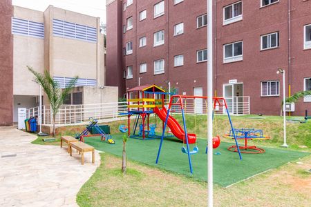 Apartamento para alugar com 38m², 2 quartos e sem vaga Apartamento para alugar com 38m², 2 quartos e sem vagaÁrea comum - Playground