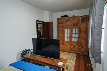 Casa à venda com 550m², 5 quartos e 5 vagas