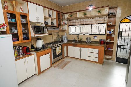 Casa à venda com 550m², 5 quartos e 5 vagas
