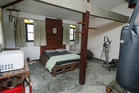 Casa à venda com 550m², 5 quartos e 5 vagas