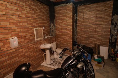 Casa à venda com 550m², 5 quartos e 5 vagas Casa à venda com 550m², 5 quartos e 5 vagasGaragem 2
