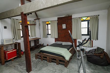 Casa à venda com 550m², 5 quartos e 5 vagas