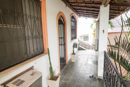 Casa à venda com 550m², 5 quartos e 5 vagas