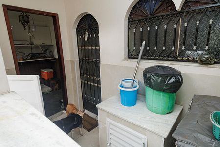 Casa à venda com 550m², 5 quartos e 5 vagas