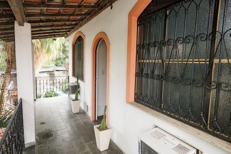 Casa à venda com 550m², 5 quartos e 5 vagas