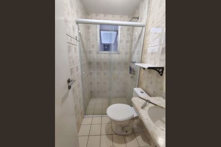 Banheiro de apartamento à venda com 2 quartos, 55m² em Macedo, Guarulhos