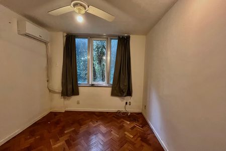 Apartamento à venda com 120m², 3 quartos e 1 vaga Apartamento à venda com 120m², 3 quartos e 1 vagaQuarto 2