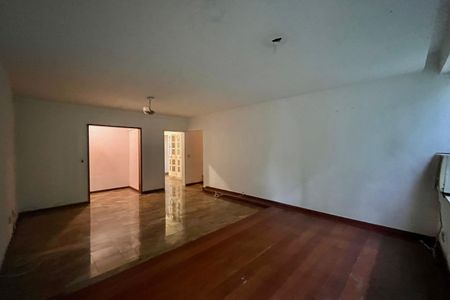 Apartamento à venda com 120m², 3 quartos e 1 vaga Apartamento à venda com 120m², 3 quartos e 1 vagaSala