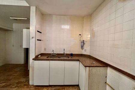 Apartamento à venda com 120m², 3 quartos e 1 vaga Apartamento à venda com 120m², 3 quartos e 1 vagaCozinha