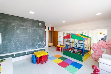 Apartamento para alugar com 50m², 1 quarto e 1 vaga Apartamento para alugar com 50m², 1 quarto e 1 vagaBrinquedoteca