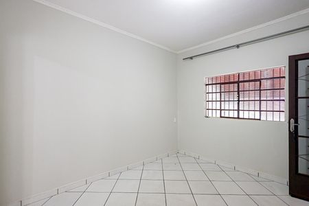 Sala de casa para alugar com 2 quartos, 104m² em Parque Residencial Indaia, Indaiatuba