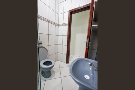 Casa para alugar com 104m², 2 quartos e 2 vagas Casa para alugar com 104m², 2 quartos e 2 vagasBanheiro