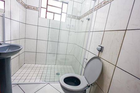 Banheiro de casa para alugar com 2 quartos, 104m² em Parque Residencial Indaia, Indaiatuba