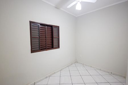 Quarto 2 de casa para alugar com 2 quartos, 104m² em Parque Residencial Indaia, Indaiatuba