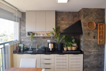 Apartamento para alugar com 106m², 3 quartos e 2 vagas Apartamento para alugar com 106m², 3 quartos e 2 vagasVaranda