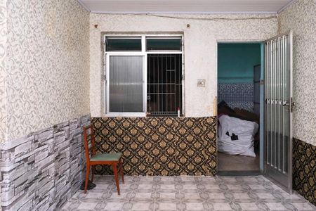 Casa para alugar com 100m², 2 quartos e 1 vaga Casa para alugar com 100m², 2 quartos e 1 vagaSala