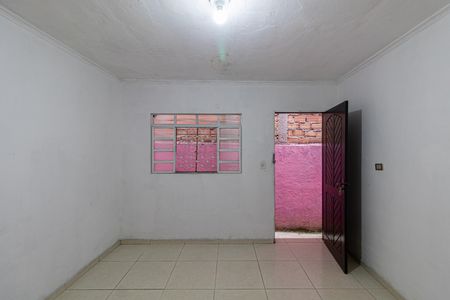 Casa para alugar com 92m², 1 quarto e 2 vagasSala