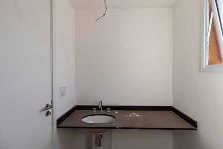 Apartamento à venda com 88m², 3 quartos e 2 vagas Apartamento à venda com 88m², 3 quartos e 2 vagasBanheiro da Suíte