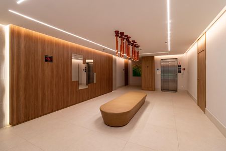 Apartamento à venda com 88m², 3 quartos e 2 vagas Apartamento à venda com 88m², 3 quartos e 2 vagasHall social