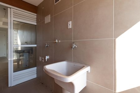 Apartamento à venda com 88m², 3 quartos e 2 vagas Apartamento à venda com 88m², 3 quartos e 2 vagasÁrea de Serviço